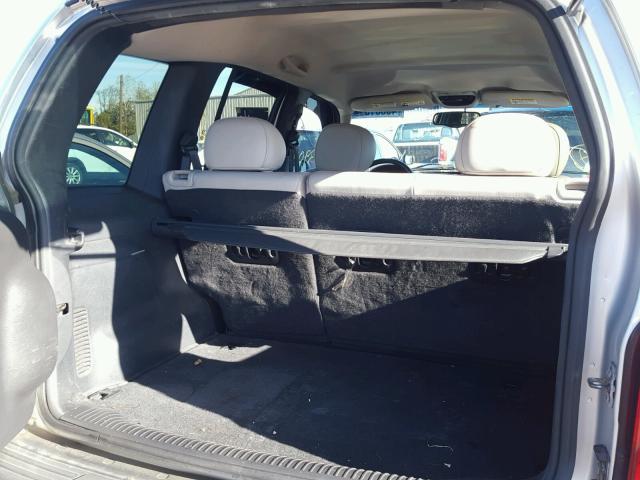 1J4GL58K63W634157 - 2003 JEEP LIBERTY LI SILVER photo 9
