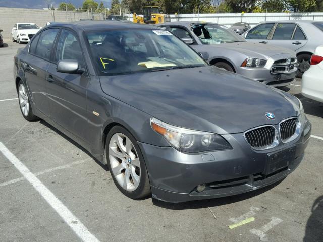 WBANB33575B089373 - 2005 BMW 545 I GRAY photo 1