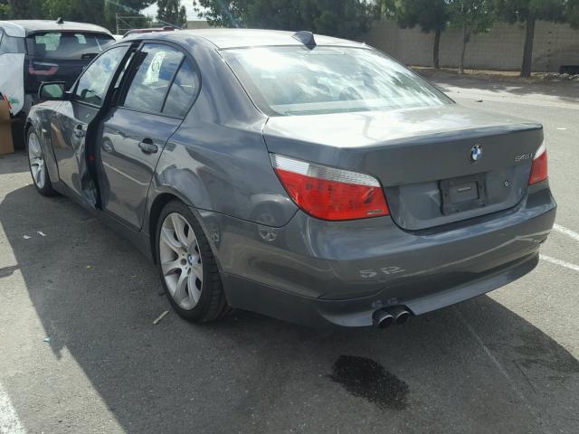 WBANB33575B089373 - 2005 BMW 545 I GRAY photo 3