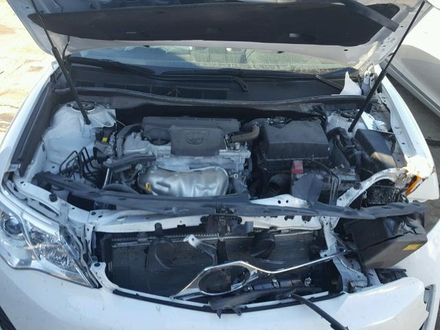 4T4BF1FK0ER438640 - 2014 TOYOTA CAMRY L WHITE photo 7