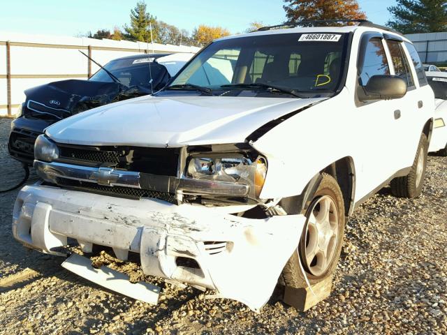 1GNDS13SX72117864 - 2007 CHEVROLET TRAILBLAZE WHITE photo 2