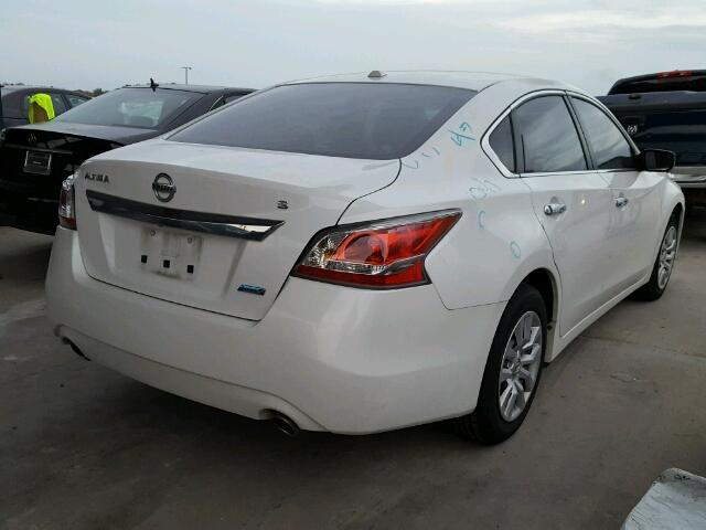 1N4AL3AP3EN236084 - 2014 NISSAN ALTIMA 2.5 WHITE photo 4