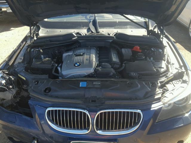 WBANN73557CN04752 - 2007 BMW 530 XIT BLUE photo 7