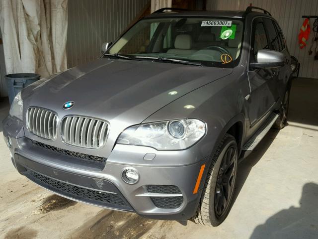 5UXZV4C54D0E01338 - 2013 BMW X5 XDRIVE3 CHARCOAL photo 2