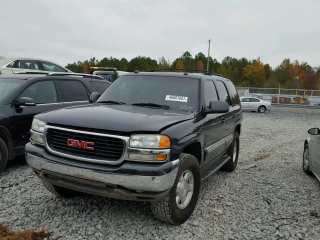 1GKEC13T25R214245 - 2005 GMC YUKON BLACK photo 2