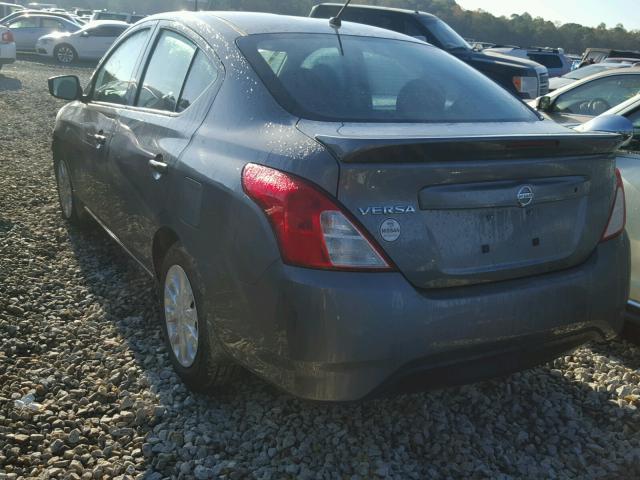 3N1CN7AP6HL848999 - 2017 NISSAN VERSA S GRAY photo 3