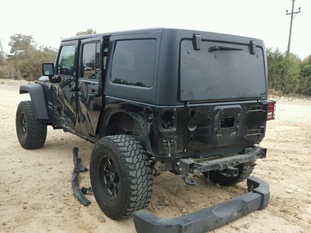 1C4HJWDG8FL535997 - 2015 JEEP WRANGLER U BLACK photo 3
