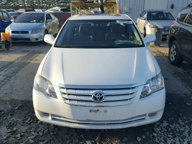 4T1BK36B87U217291 - 2007 TOYOTA AVALON WHITE photo 9