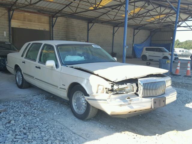 1LNLM83W6TY635371 - 1996 LINCOLN TOWN CAR C CREAM photo 1