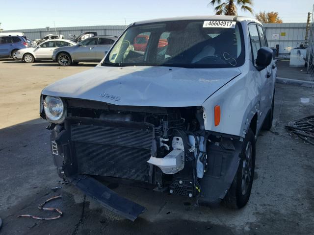 ZACCJAAT0FPB15645 - 2015 JEEP RENEGADE S SILVER photo 2