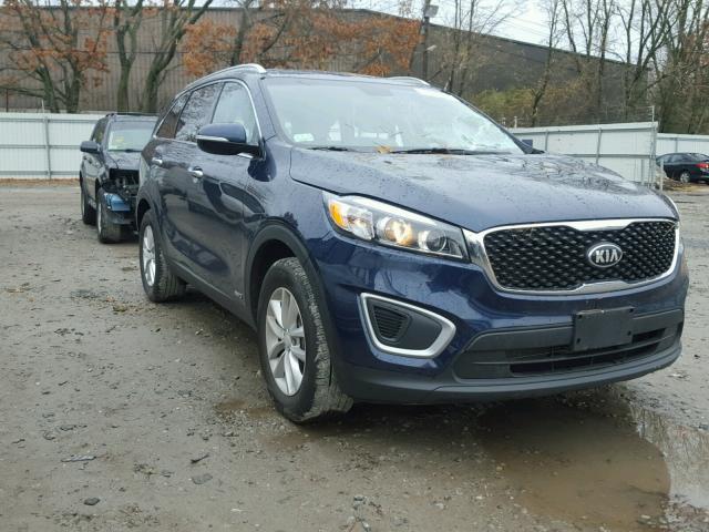 5XYPGDA3XHG260096 - 2017 KIA SORENTO LX BLUE photo 1