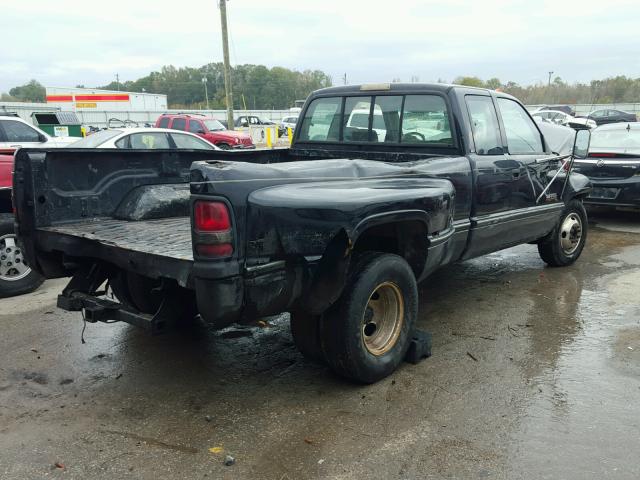 3B7MC33C5TM109569 - 1996 DODGE RAM 3500 BLACK photo 4