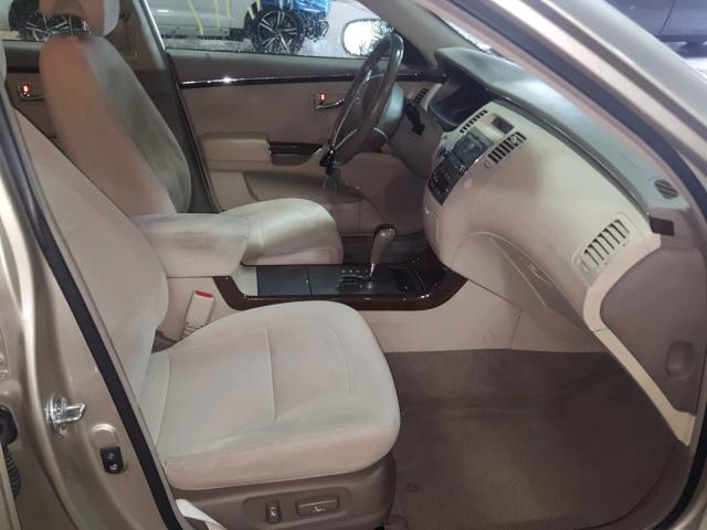 KMHFC46D19A349318 - 2009 HYUNDAI AZERA GLS GOLD photo 5