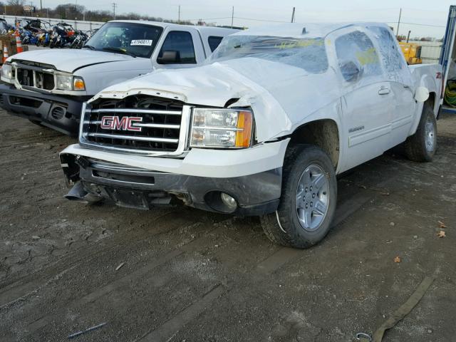 3GTP2WE70CG249352 - 2012 GMC SIERRA K15 WHITE photo 2