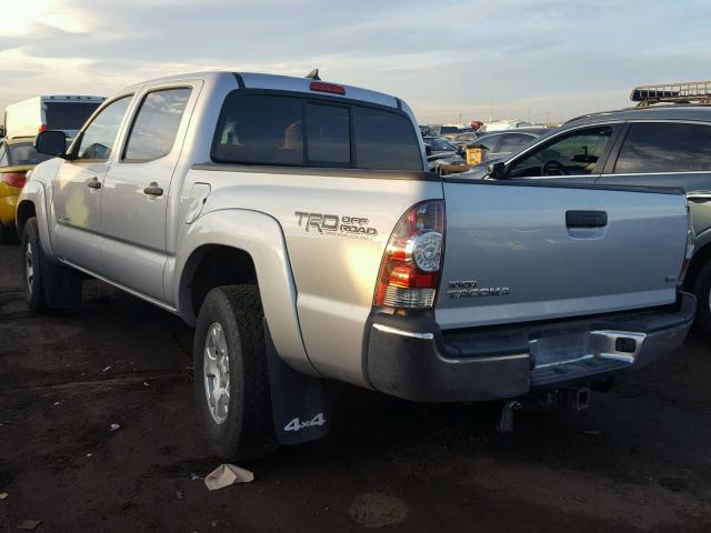 3TMLU4EN5CM083519 - 2012 TOYOTA TACOMA DOU SILVER photo 3