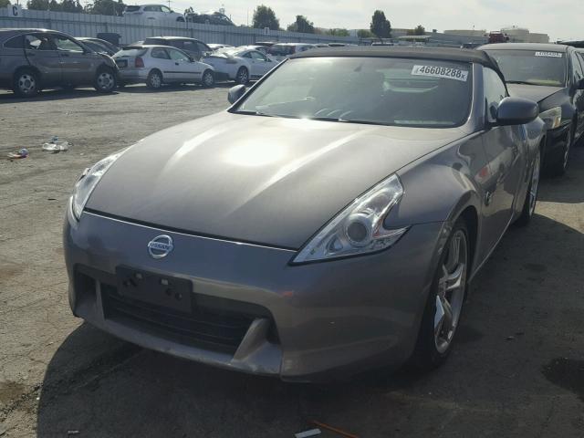 JN1AZ4FH2AM304345 - 2010 NISSAN 370Z SILVER photo 2