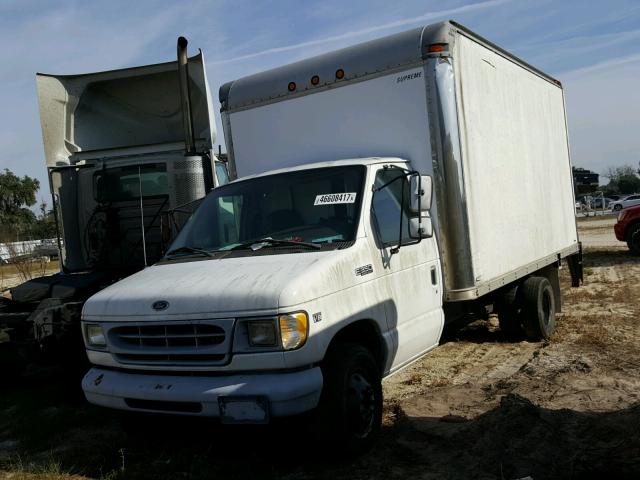 1FDWE37F4XHA42735 - 1999 FORD ECONOLINE WHITE photo 2