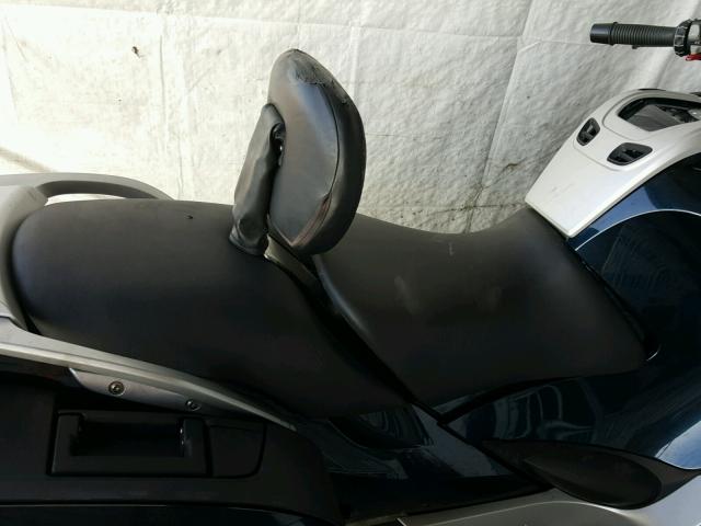 WB1044002DZW22027 - 2013 BMW R1200 RT BLUE photo 6