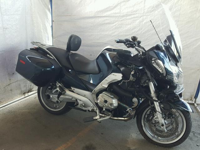 WB1044002DZW22027 - 2013 BMW R1200 RT BLUE photo 9