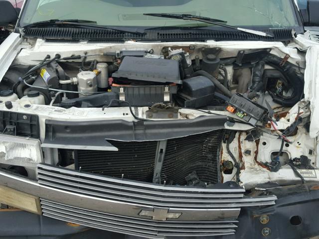 1GNDM19W3YB117730 - 2000 CHEVROLET ASTRO WHITE photo 7