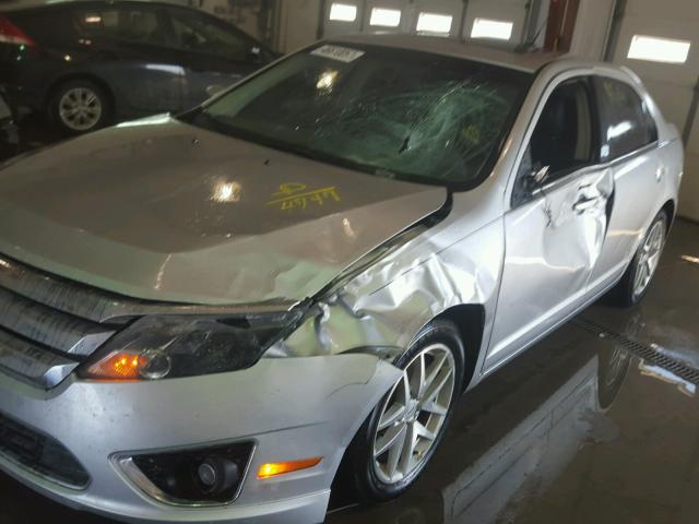 3FAHP0JA9BR344747 - 2011 FORD FUSION SEL SILVER photo 9