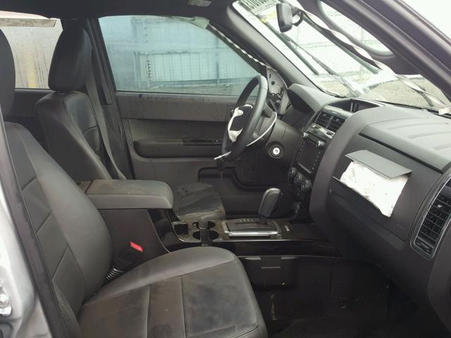 1FMCU9EG9BKC02933 - 2011 FORD ESCAPE LIM SILVER photo 5