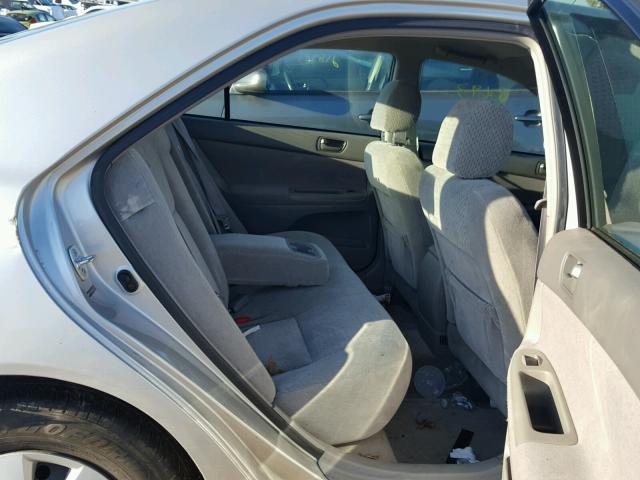 4T1BE32K34U332115 - 2004 TOYOTA CAMRY LE 银色 照片 6