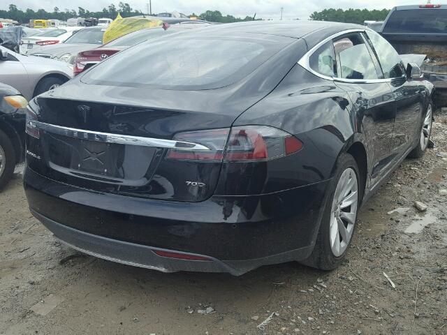 5YJSA1E2XGF132538 - 2016 TESLA MODEL S Qara foto 4