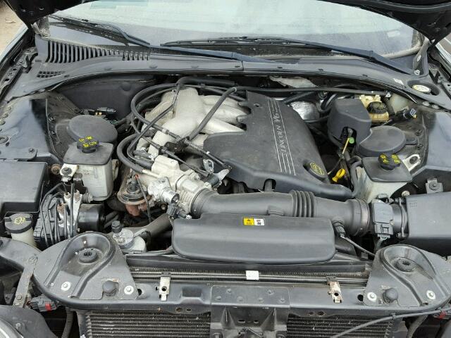 1LNHM86S22Y681129 - 2002 LINCOLN LS 黑色 照片 7