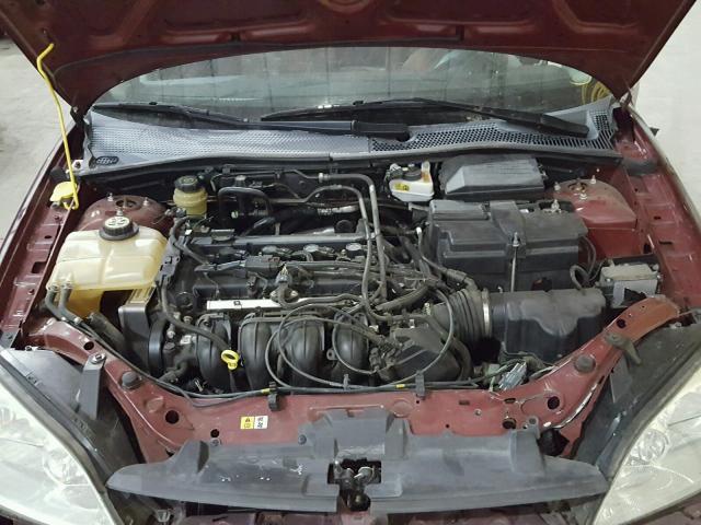 1FAFP34N46W102393 - 2006 FORD FOCUS ZX4 RED photo 7