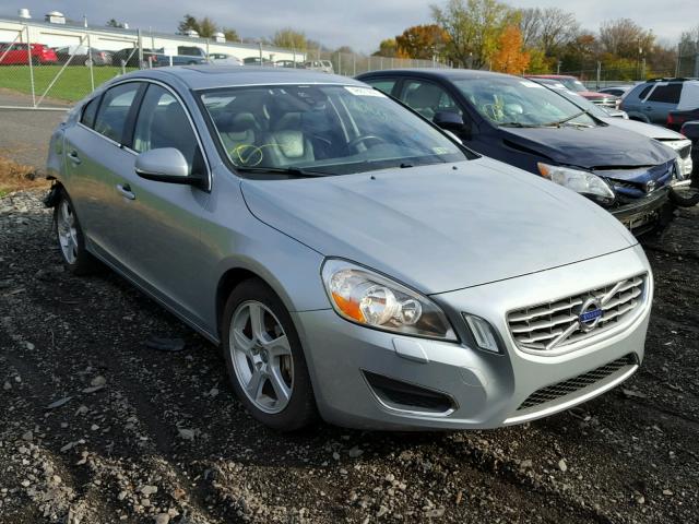 YV1612FHXD2176994 - 2013 VOLVO S60 T5 SILVER photo 1