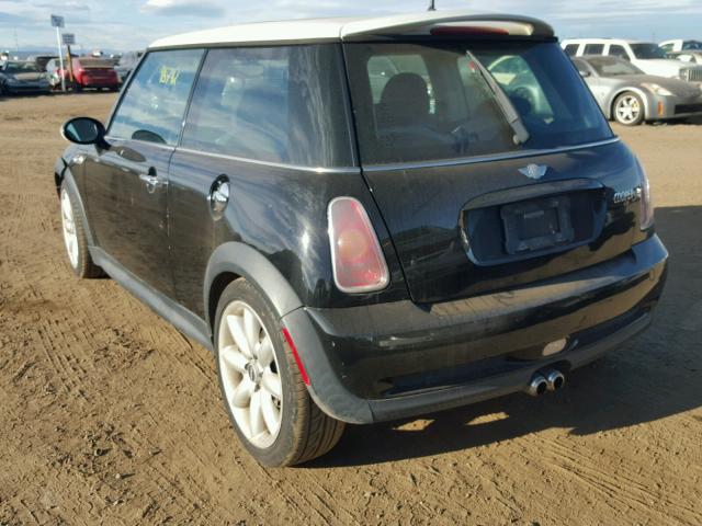 WMWRE33444TD85186 - 2004 MINI COOPER S BLACK photo 3