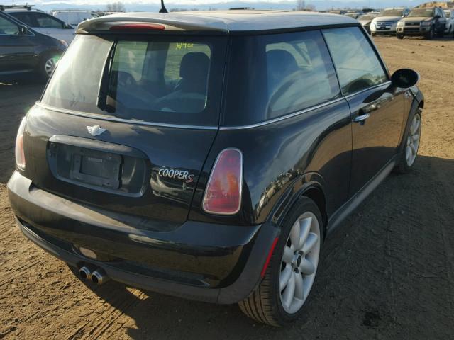 WMWRE33444TD85186 - 2004 MINI COOPER S BLACK photo 4