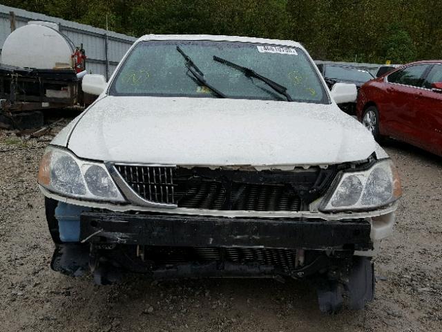 4T1BF28B41U126229 - 2001 TOYOTA AVALON XL WHITE photo 9