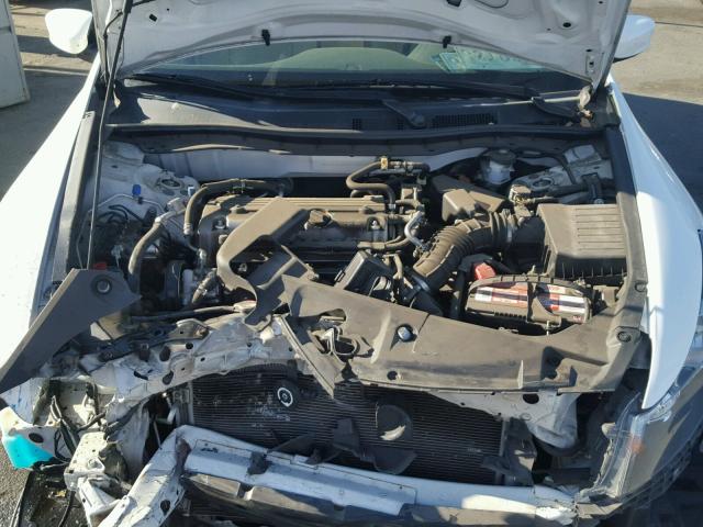 1HGCP2F34BA154263 - 2011 HONDA ACCORD LX WHITE photo 7