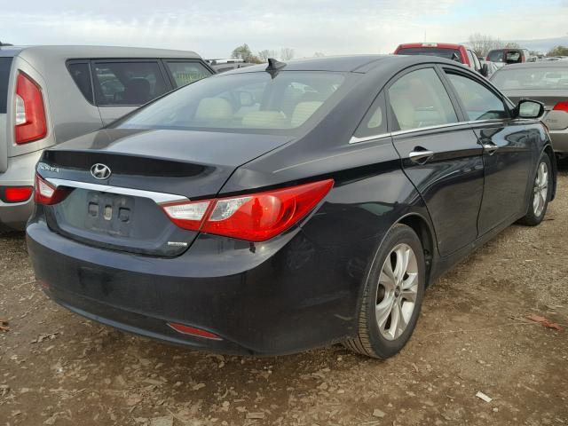 5NPEC4AC4DH571397 - 2013 HYUNDAI SONATA SE BLACK photo 4