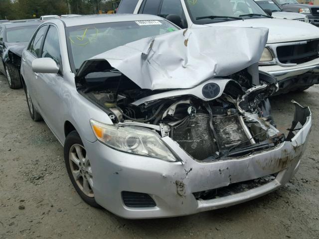 4T1BF3EK1AU549375 - 2010 TOYOTA CAMRY BASE SILVER photo 1