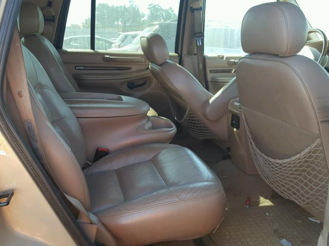 5LMPU28L2WLJ55355 - 1998 LINCOLN NAVIGATOR BEIGE photo 6