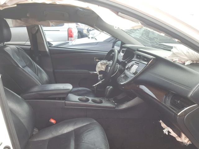 4T1BK1EB7DU073556 - 2013 TOYOTA AVALON BAS Blanc photo 5