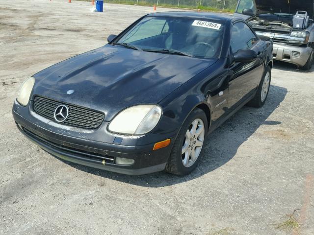 WDBKK47F0XF094858 - 1999 MERCEDES-BENZ SLK 230 KO BLACK photo 2