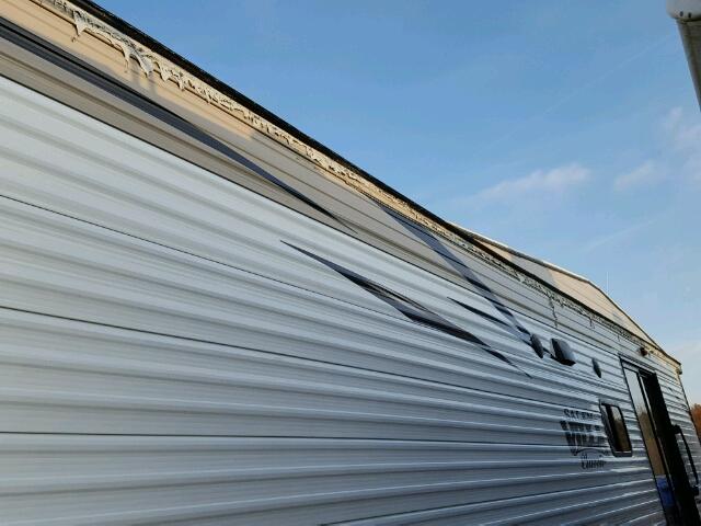 4X4TSMR25JM025483 - 2018 TRAIL KING FOREST RIV BROWN photo 9