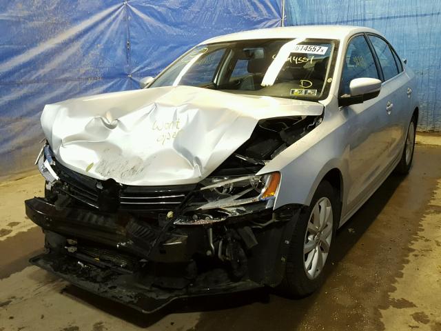 3VWB17AJ4EM358631 - 2014 VOLKSWAGEN JETTA SE Gümüş foto 2