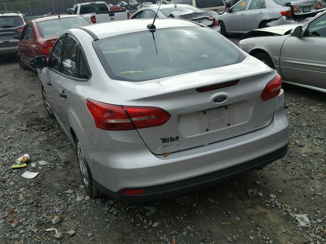 1FADP3E24FL345960 - 2015 FORD FOCUS S SILVER photo 3