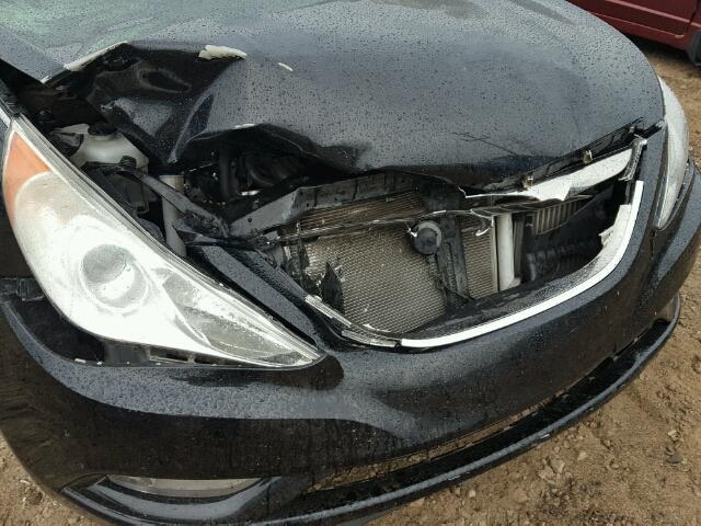 5NPEC4AB2BH317191 - 2011 HYUNDAI SONATA SE 黑色 照片 9