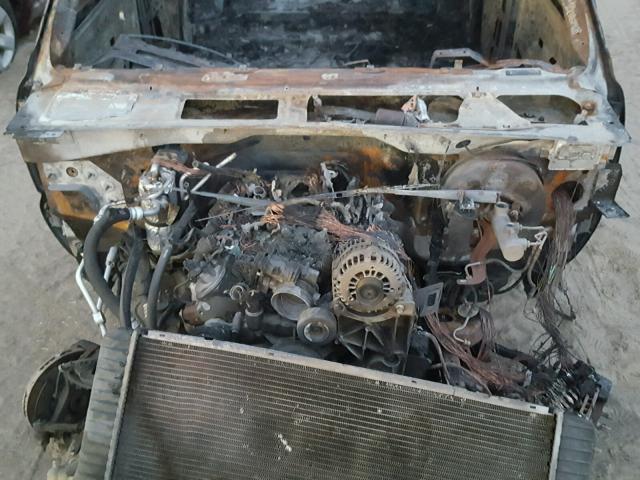 1GNEC13T93R139611 - 2003 CHEVROLET TAHOE C150 BURN photo 7