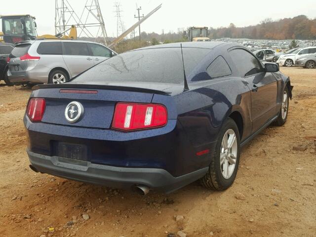 1ZVBP8AM3B5132094 - 2011 FORD MUSTANG GREEN photo 4