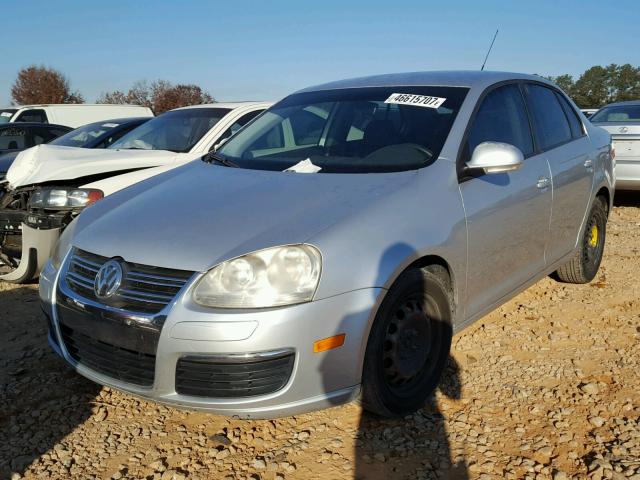 3VWPF71K77M074249 - 2007 VOLKSWAGEN JETTA 2.5 SILVER photo 2