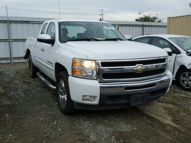 1GCEC29J99Z146524 - 2009 CHEVROLET SILVERADO WHITE photo 1