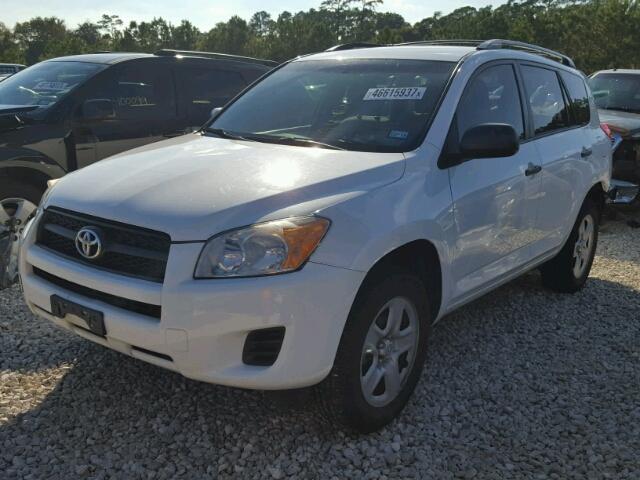 2T3ZF4DV9CW155844 - 2012 TOYOTA RAV4 WHITE photo 2