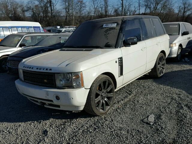 SALMF11404A172142 - 2004 LAND ROVER RANGE ROVE WHITE photo 2